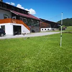 De Nussi's 2 Apartment Bach (Tyrol)