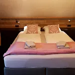 Apartment De Nussi's 2